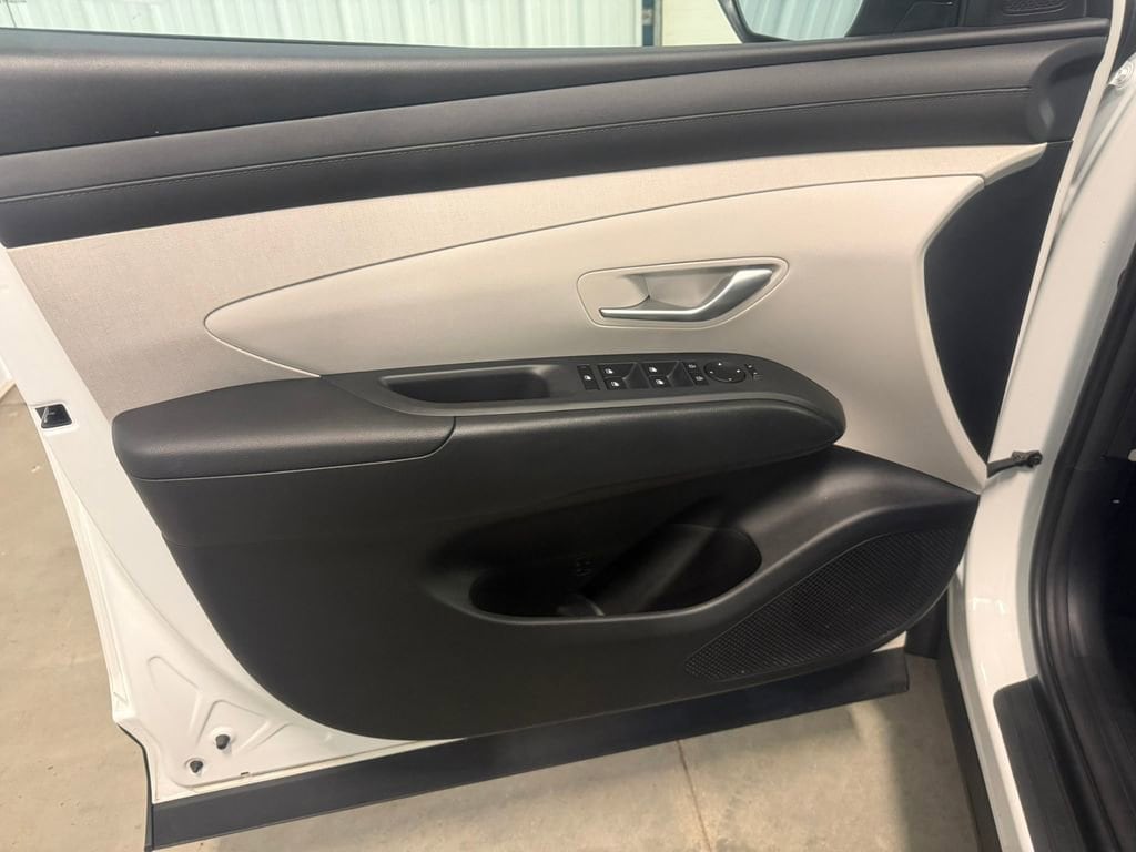 2025 Hyundai Tucson SEL Convenience - Photo 23