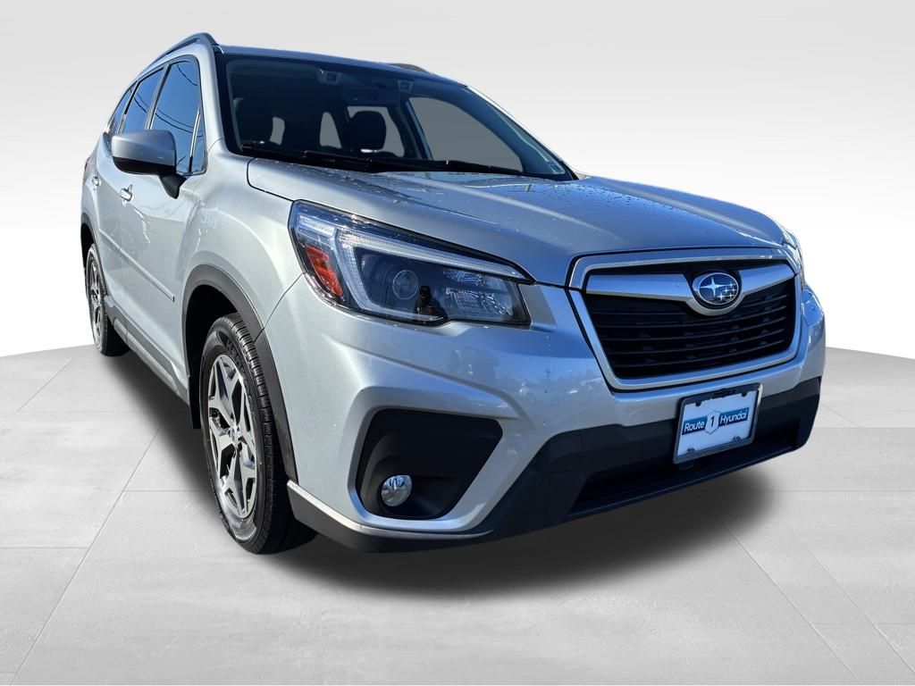 2021 Subaru Forester Premium's photo