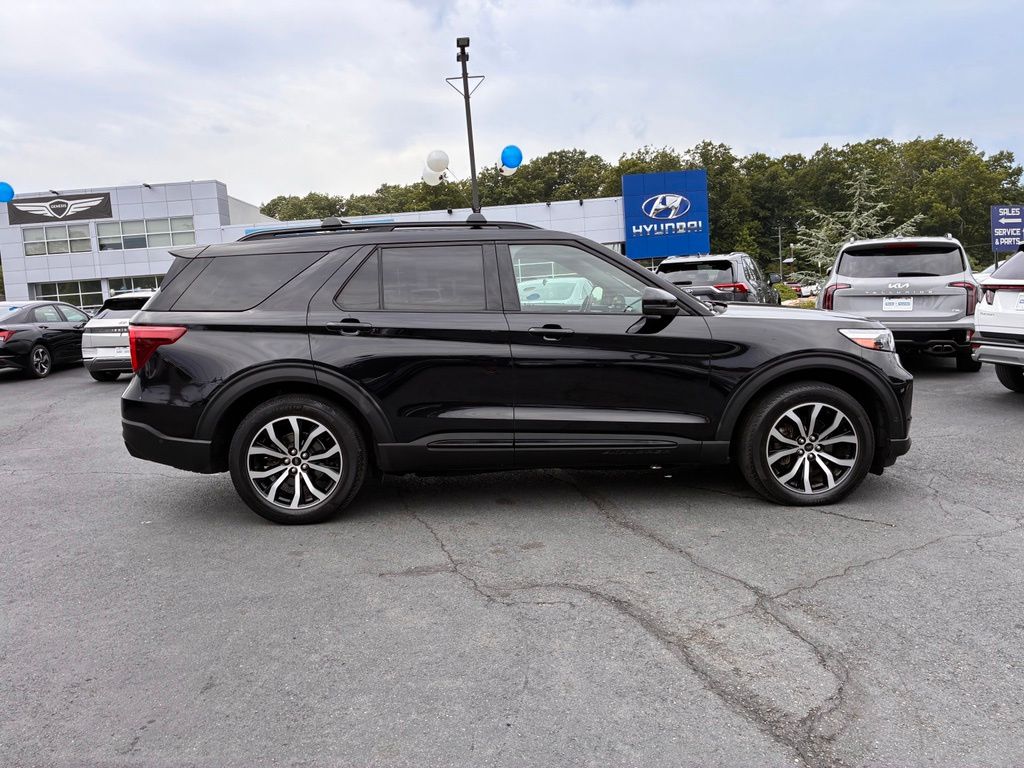 2020 Ford Explorer ST - Photo 8