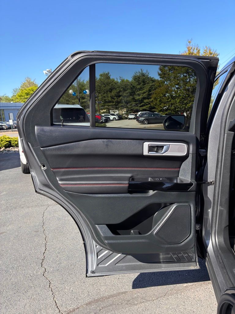 2023 Ford Explorer ST-LINE - Photo 47