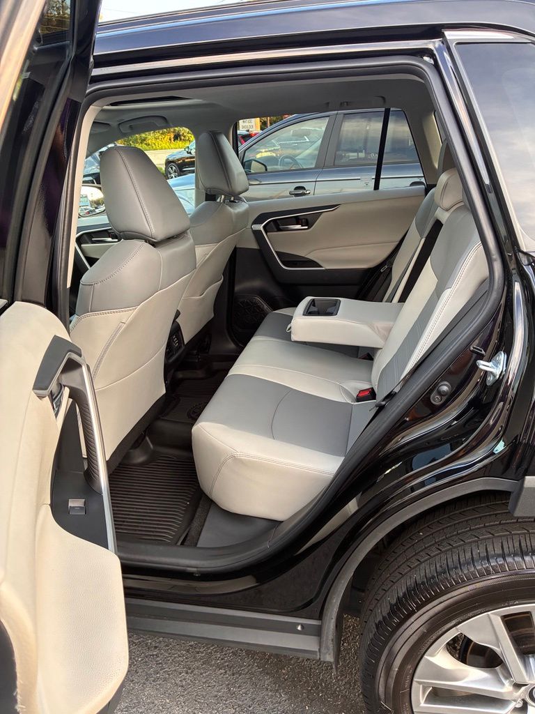 2024 Toyota RAV4 XLE Premium - Photo 26
