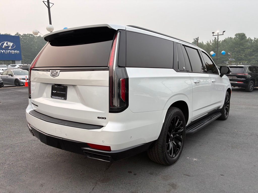 2021 Cadillac Escalade ESV Sport Platinum - Photo 7