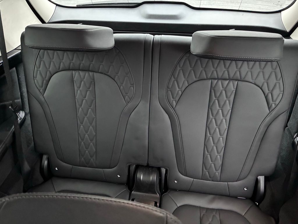 2024 BMW X7 40i - Photo 22