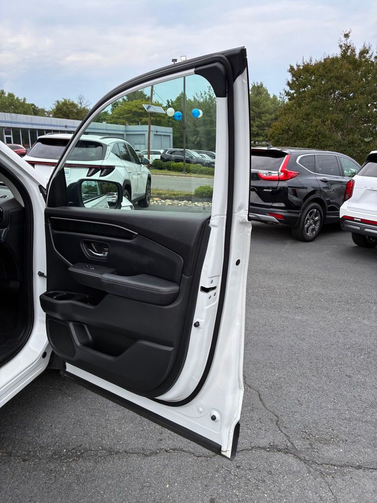2023 Honda Pilot Elite - Photo 50