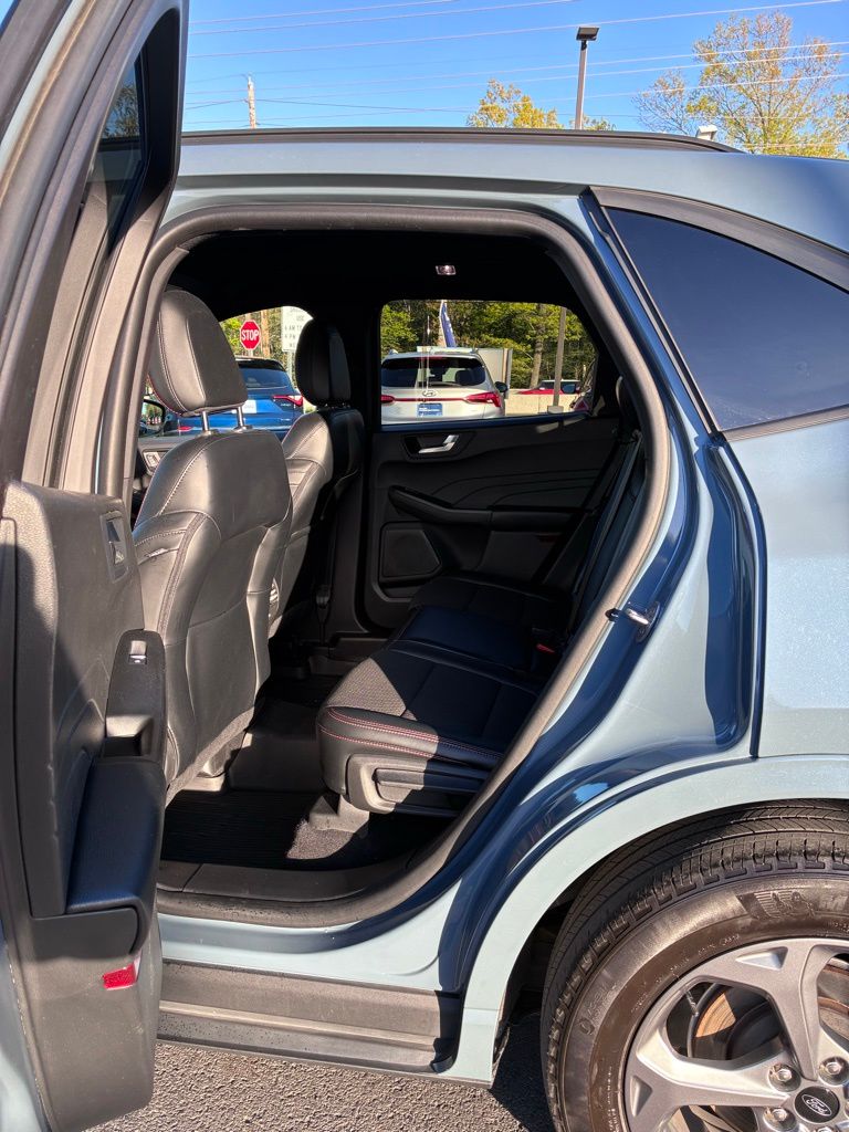 2023 Ford Escape ST-Line - Photo 21