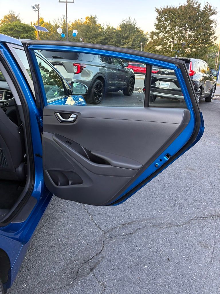 2017 Hyundai Ioniq SEL - Photo 43