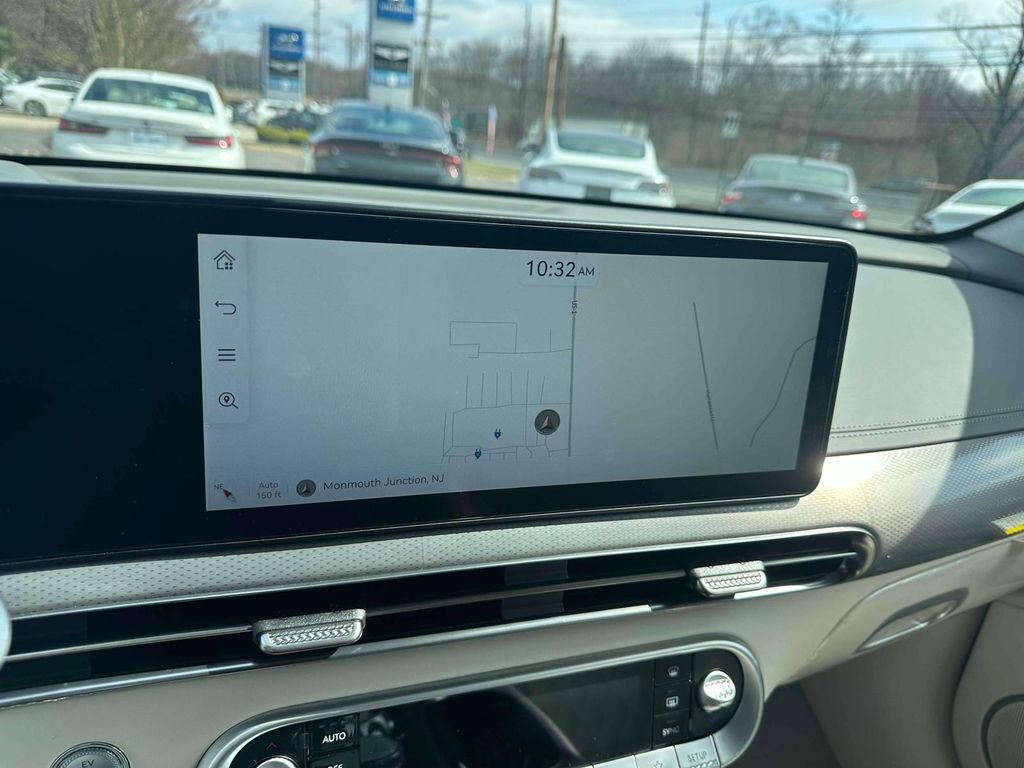 2025 GENESIS GV60 Performance - Photo 19