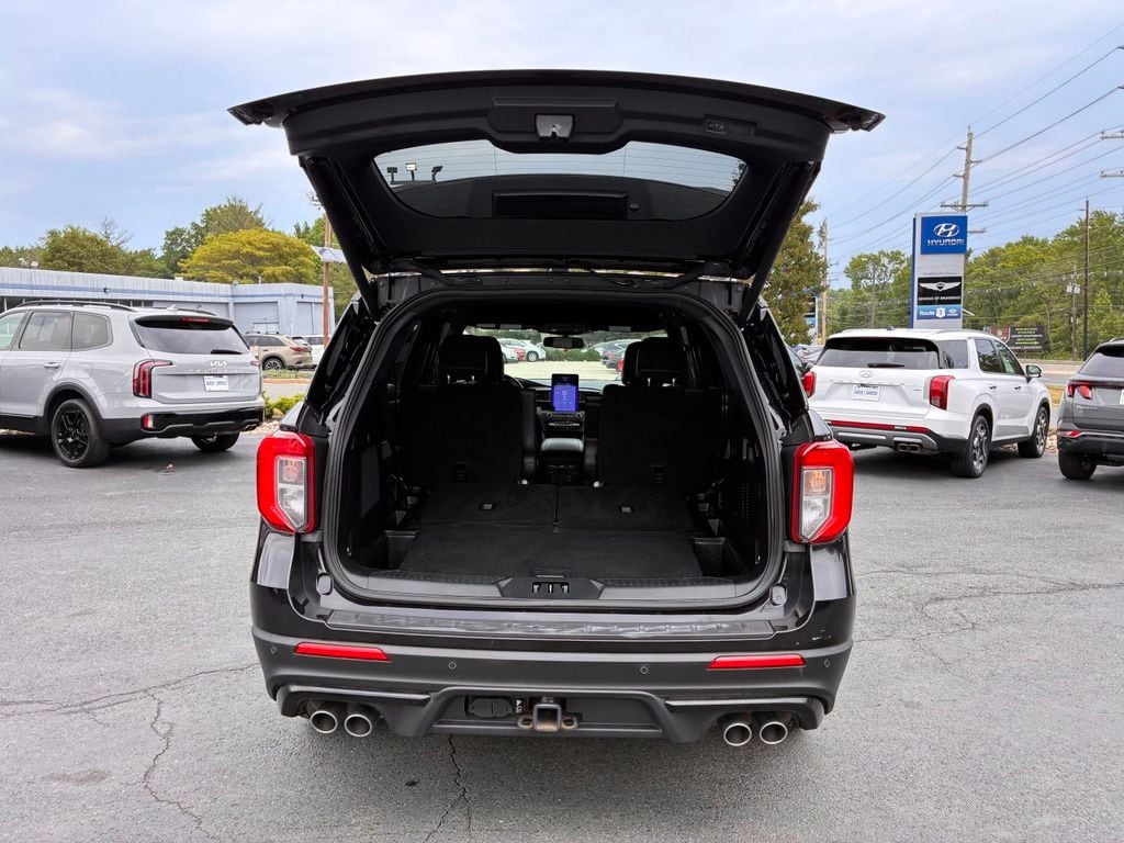 2020 Ford Explorer ST - Photo 11