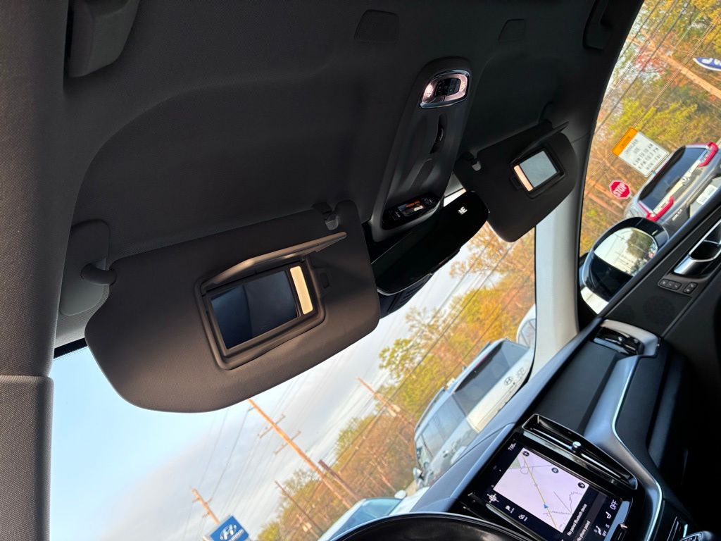 2019 Volvo XC60 Momentum - Photo 45