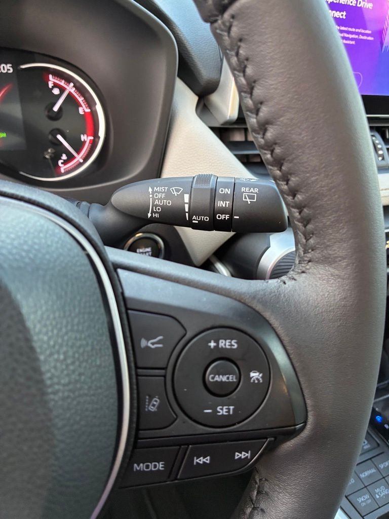2024 Toyota RAV4 XLE Premium - Photo 33