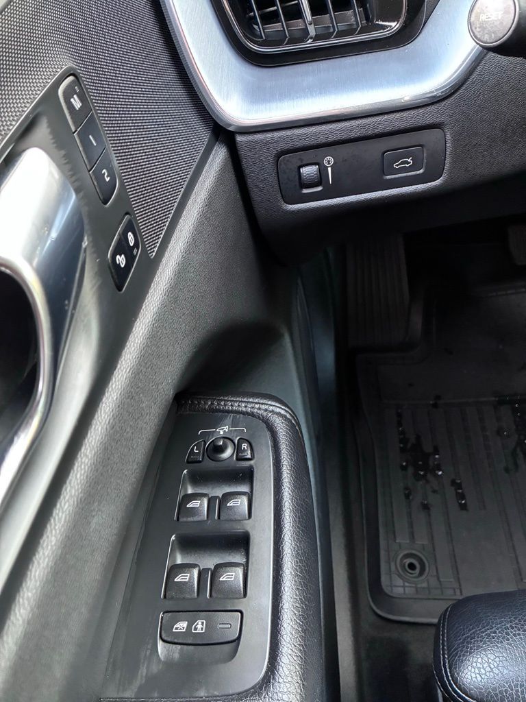 2019 Volvo XC60 Momentum - Photo 26