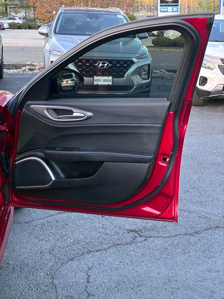 2022 Alfa Romeo Giulia Ti Veloce - Photo 47