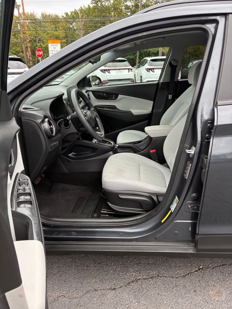 2022 Hyundai Kona SEL - Photo 22