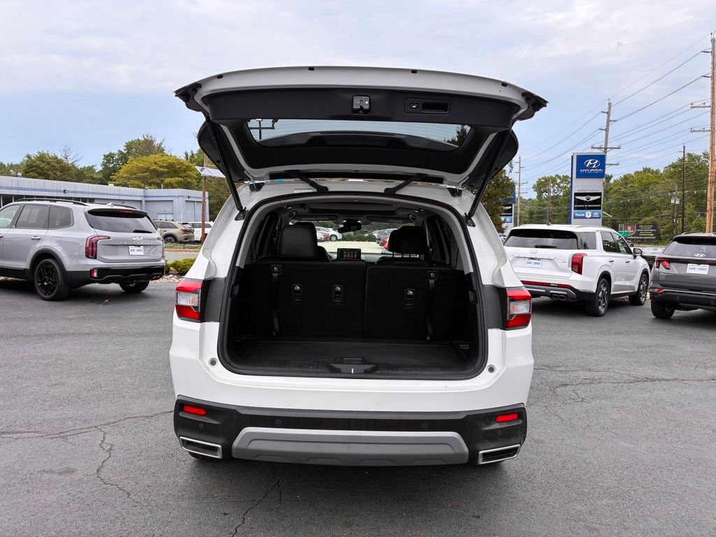 2023 Honda Pilot Elite - Photo 11