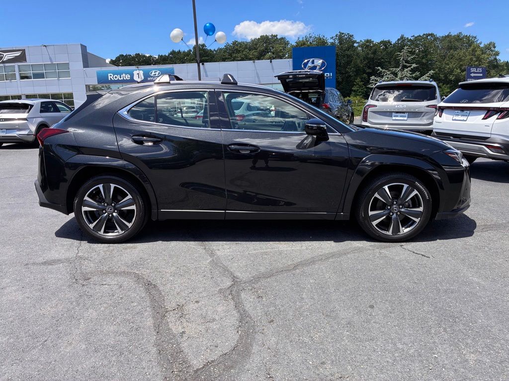 2023 Lexus UX Hybrid 250h Premium - Photo 8