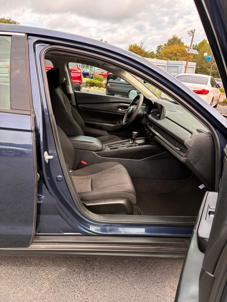 2024 Honda Accord EX - Photo 18