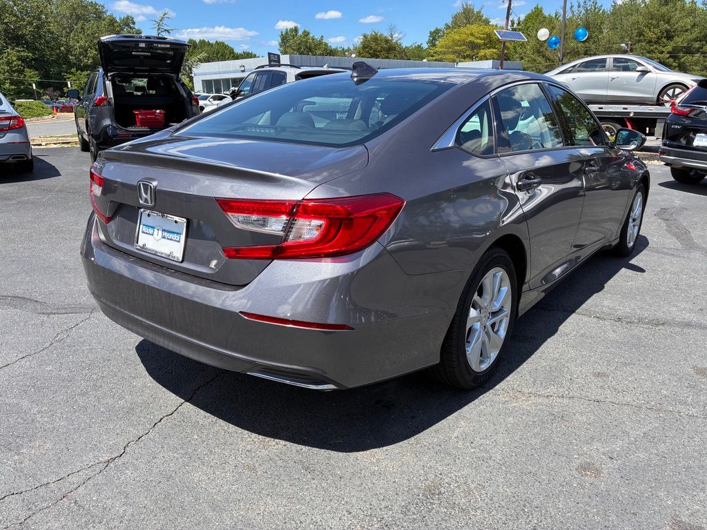 2018 Honda Accord LX - Photo 7