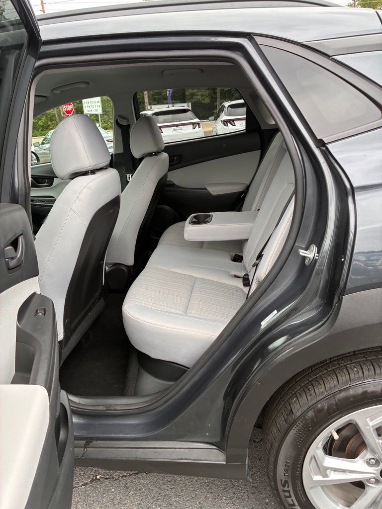 2022 Hyundai Kona SEL - Photo 21