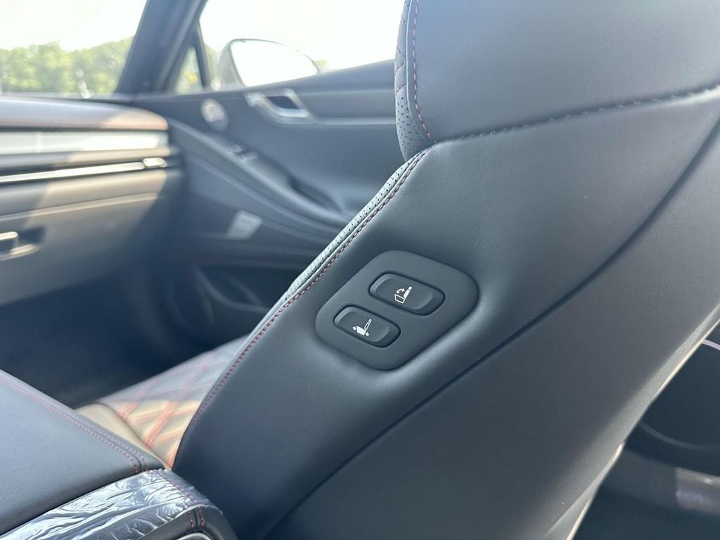 2025 GENESIS G80 Sport Prestige - Photo 11