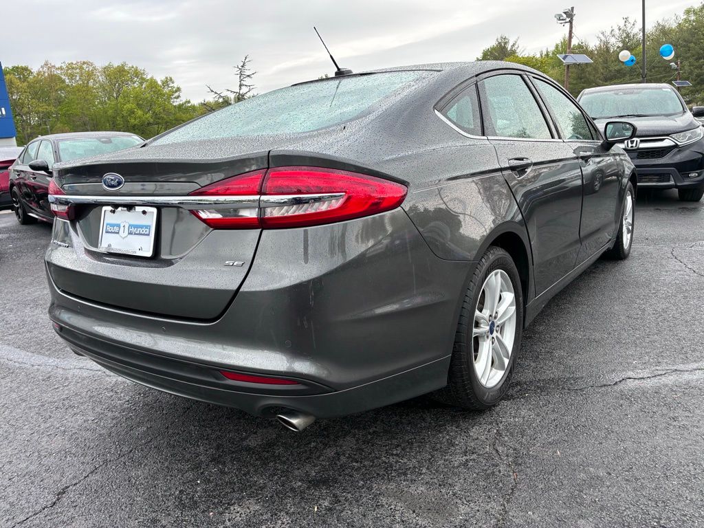 2018 Ford Fusion SE - Photo 7