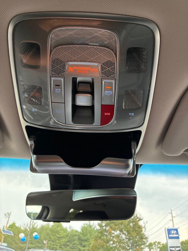 2024 GENESIS GV70 Standard - Photo 41