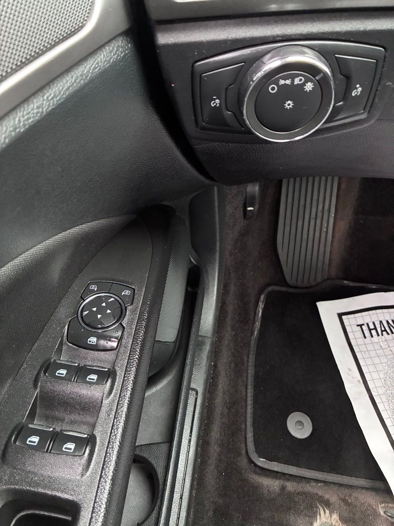 2018 Ford Fusion SE - Photo 24