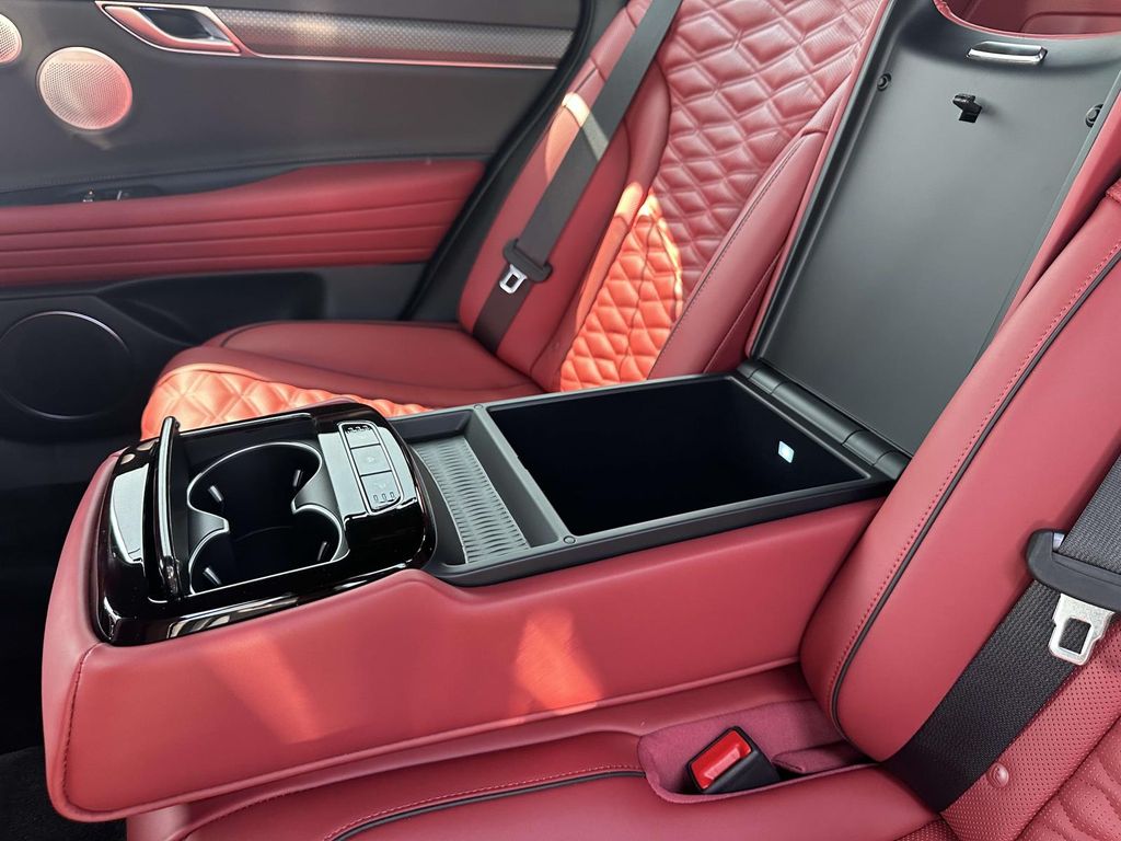 2025 GENESIS G80 Sport Prestige - Photo 11