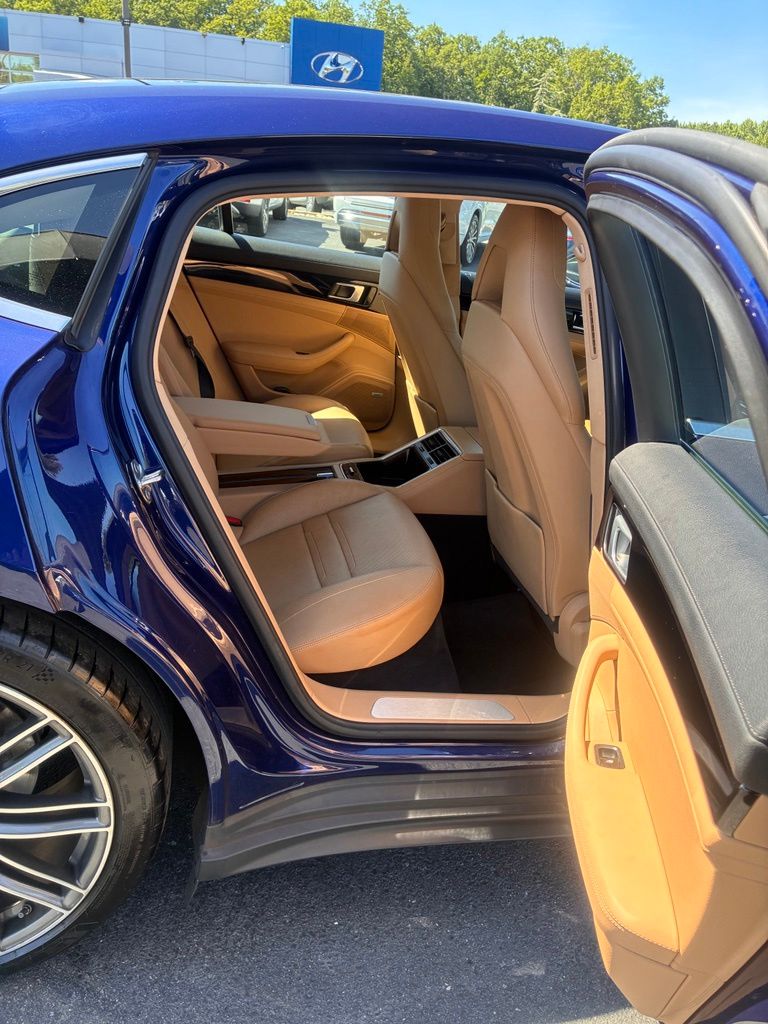2020 Porsche Panamera S - Photo 28