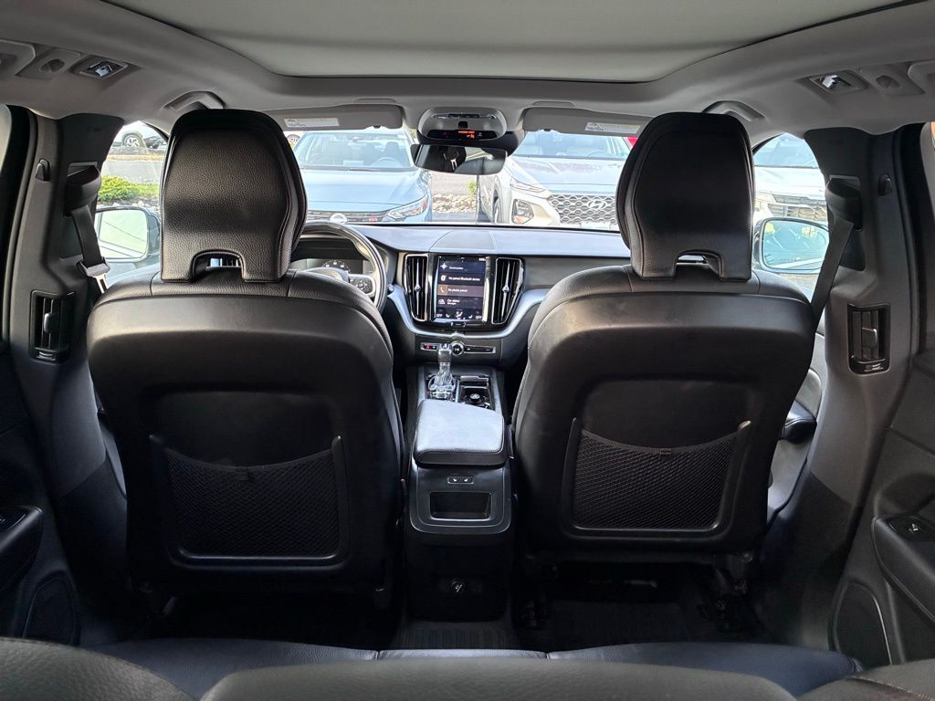 2019 Volvo XC60 Momentum - Photo 14