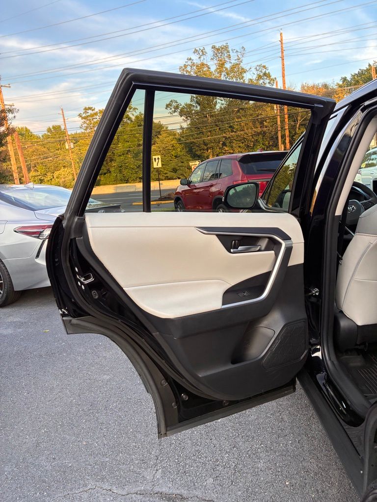 2024 Toyota RAV4 XLE Premium - Photo 27