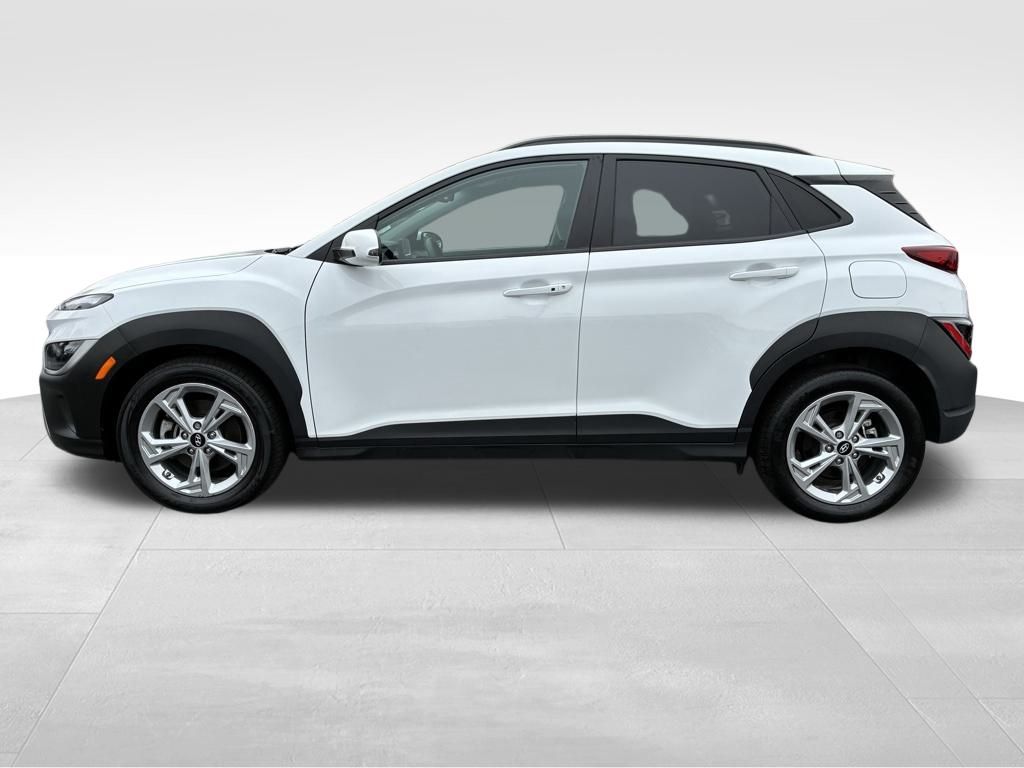 2023 Hyundai Kona SEL photo 4