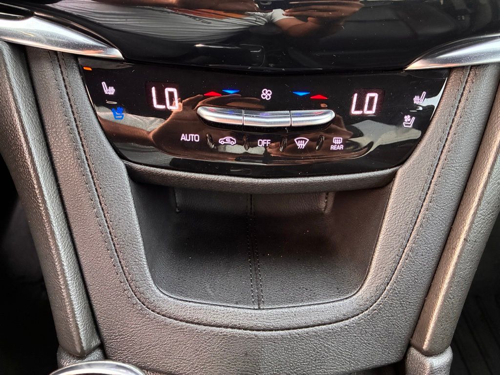 2023 Cadillac XT6 Premium Luxury - Photo 35