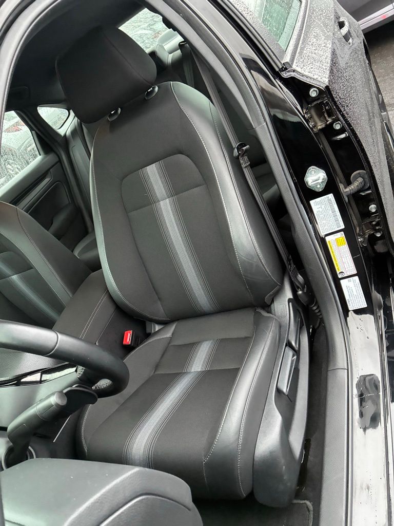 2025 Honda Civic Sport - Photo 16