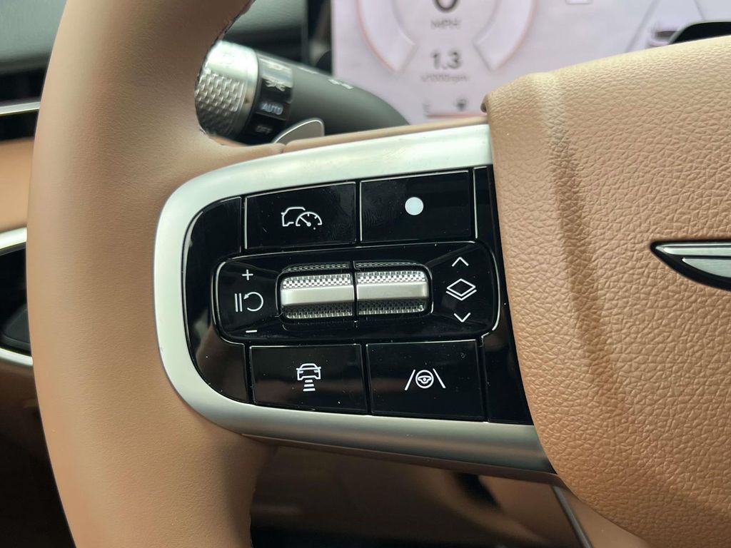 2026 GENESIS GV70 Advanced - Photo 21