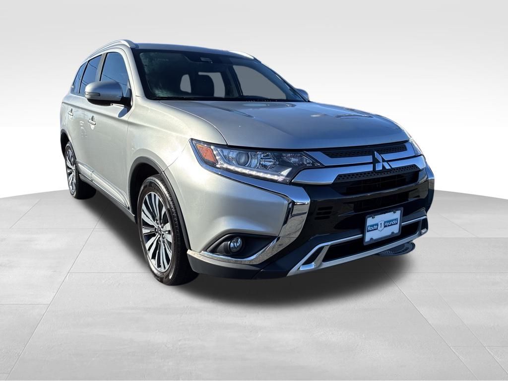 2020 Mitsubishi Outlander SEL's photo