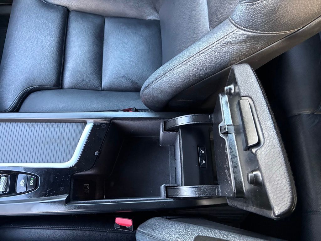 2019 Volvo XC60 Momentum - Photo 39