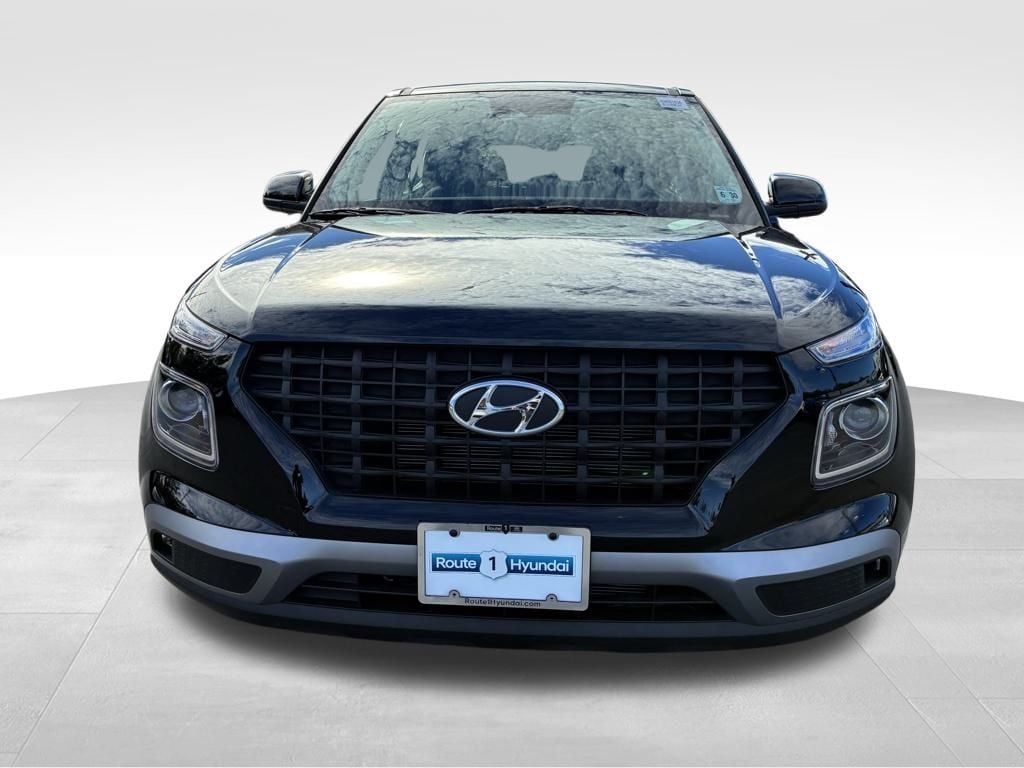 Used 2025 Hyundai Venue SE with VIN KMHRB8A36SU363581 for sale in South Brunswick Township, NJ