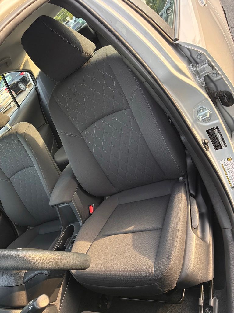 2024 Toyota Corolla LE - Photo 16