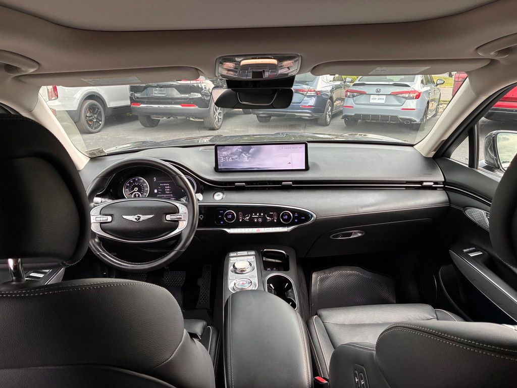 2024 GENESIS GV70 Standard - Photo 15