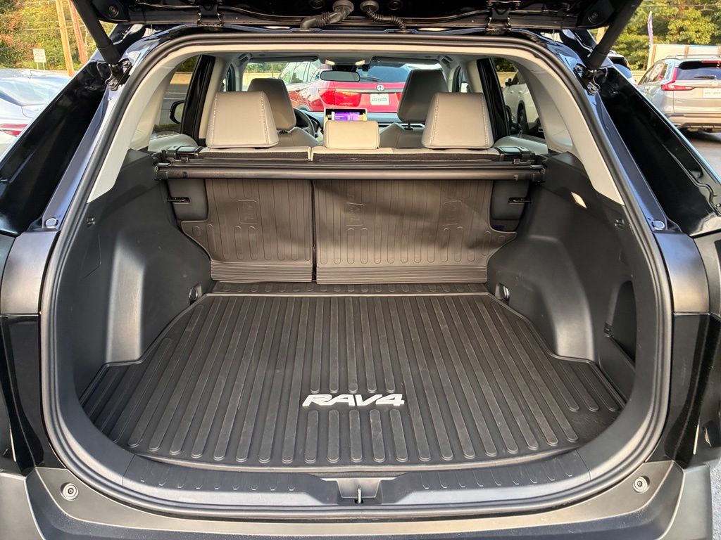 2024 Toyota RAV4 XLE Premium - Photo 12
