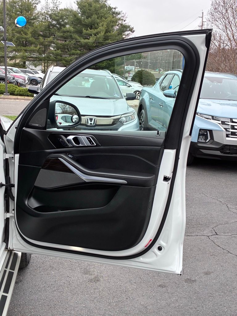2024 BMW X7 40i - Photo 65
