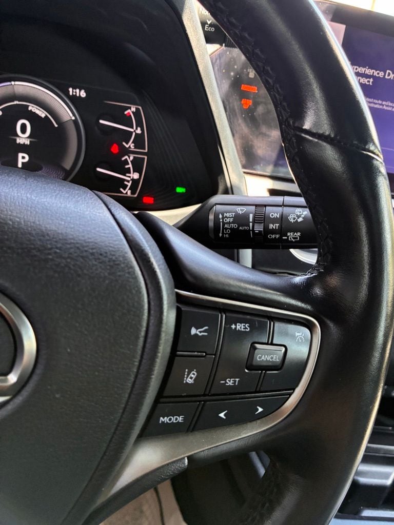 2023 Lexus UX Hybrid 250h Premium - Photo 26