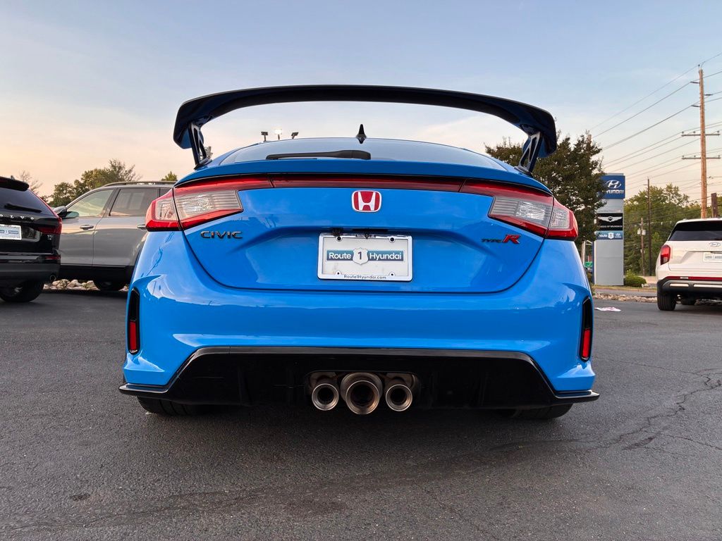 2023 Honda Civic Hatchback Type-R - Photo 11