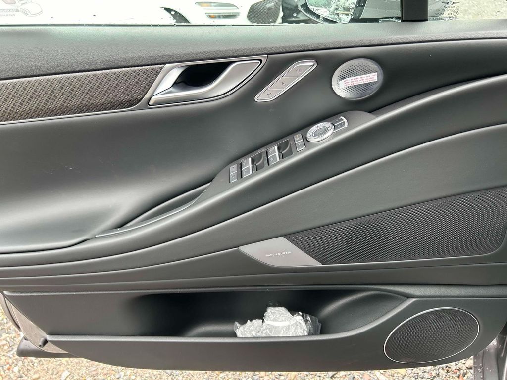 2025 GENESIS G80 Sport Prestige - Photo 14