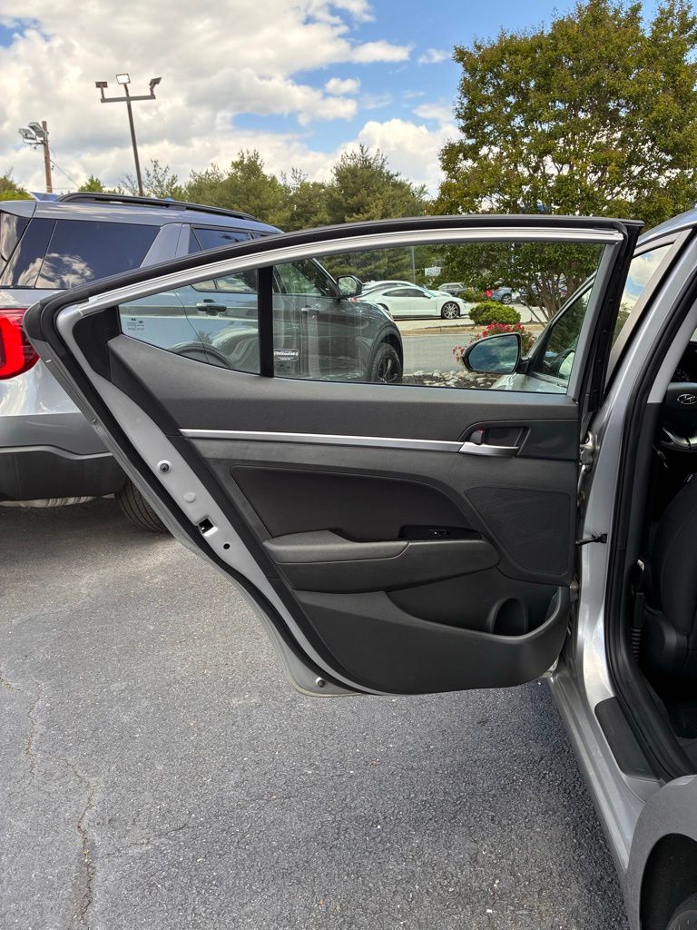 2020 Hyundai Elantra Value Edition - Photo 46