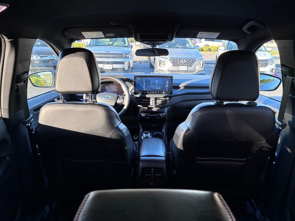 2023 Ford Escape ST-Line - Photo 13