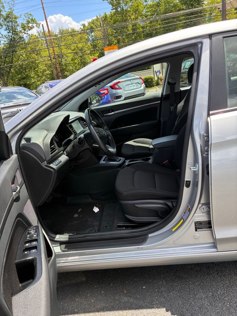 2020 Hyundai Elantra Value Edition - Photo 22