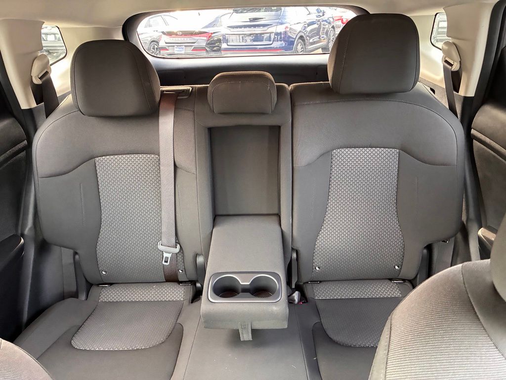 2023 Kia Sportage LX Hybrid - Photo 17