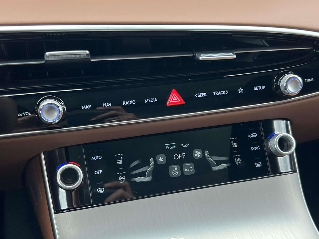 2026 GENESIS GV70 Advanced - Photo 27