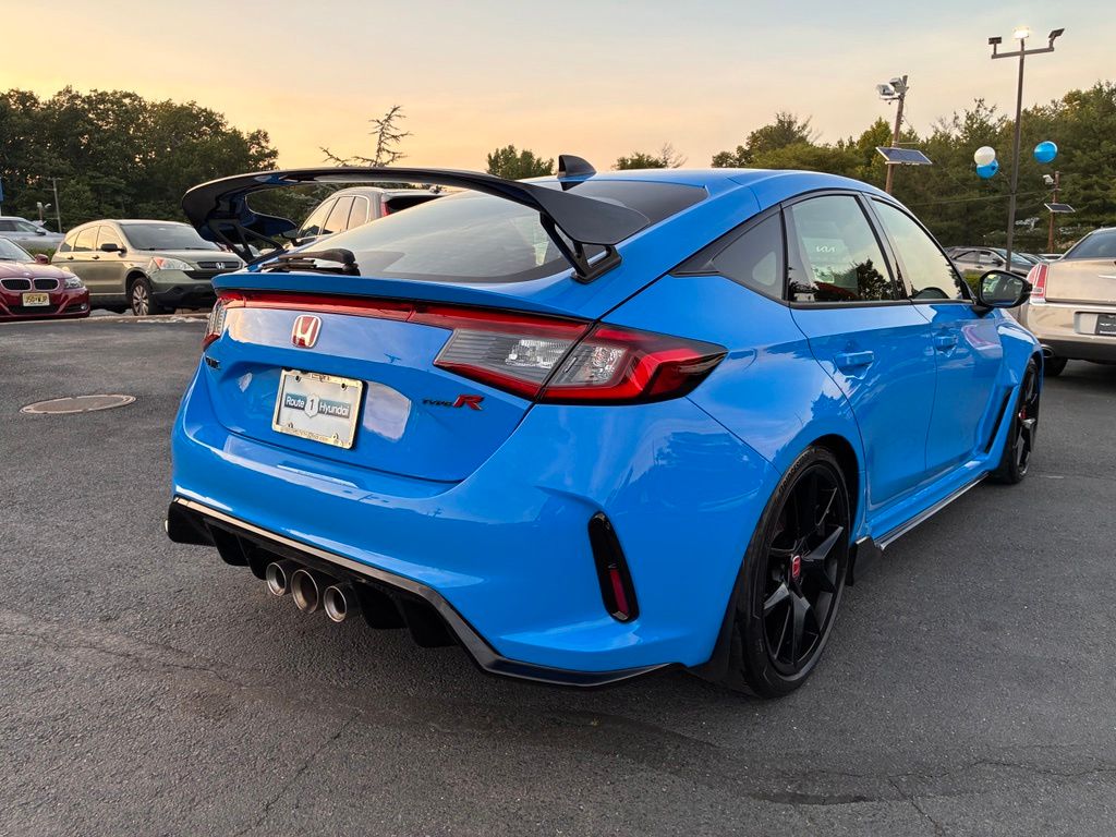 2023 Honda Civic Hatchback Type-R - Photo 7